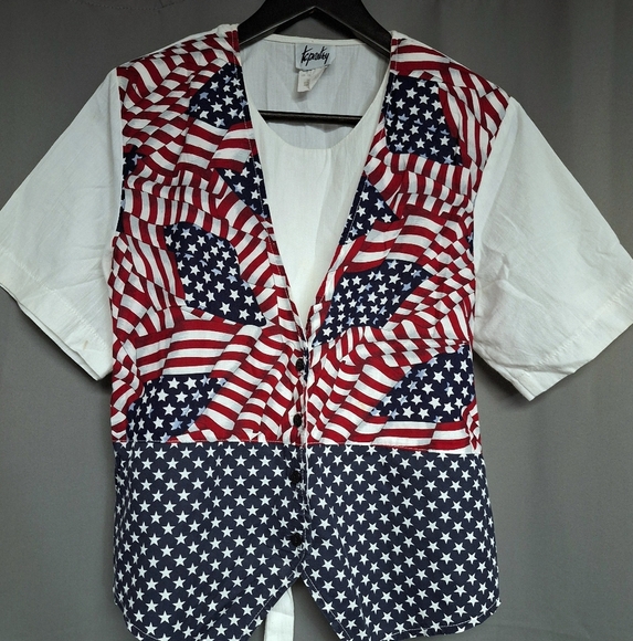 Vintage Tapestry Made in USA Womens American Flag Top T-Shirt Vest Attached - Picture 15 of 15